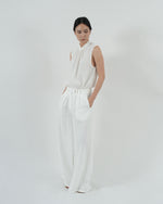 Load image into Gallery viewer, HIGH NECK GATHERED TOP in white
