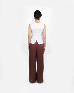 FITTED KEYHOLE TOP in white
