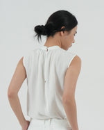 Load image into Gallery viewer, HIGH NECK GATHERED TOP in white
