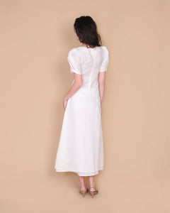 INVERTED PLEAT SLEEVE FITTED TOP in white