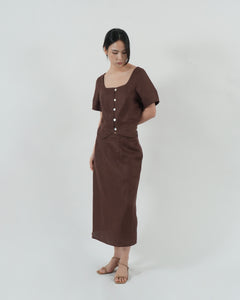 STRAIGHT MIDI SKIRT in espresso