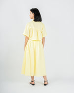 Load image into Gallery viewer, TWO-WAY BOXY COLLAR TOP in yellow
