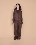 Load image into Gallery viewer, LONG SLEEVE OPEN BACK TOP in cacao
