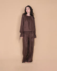 LONG SLEEVE OPEN BACK TOP in cacao