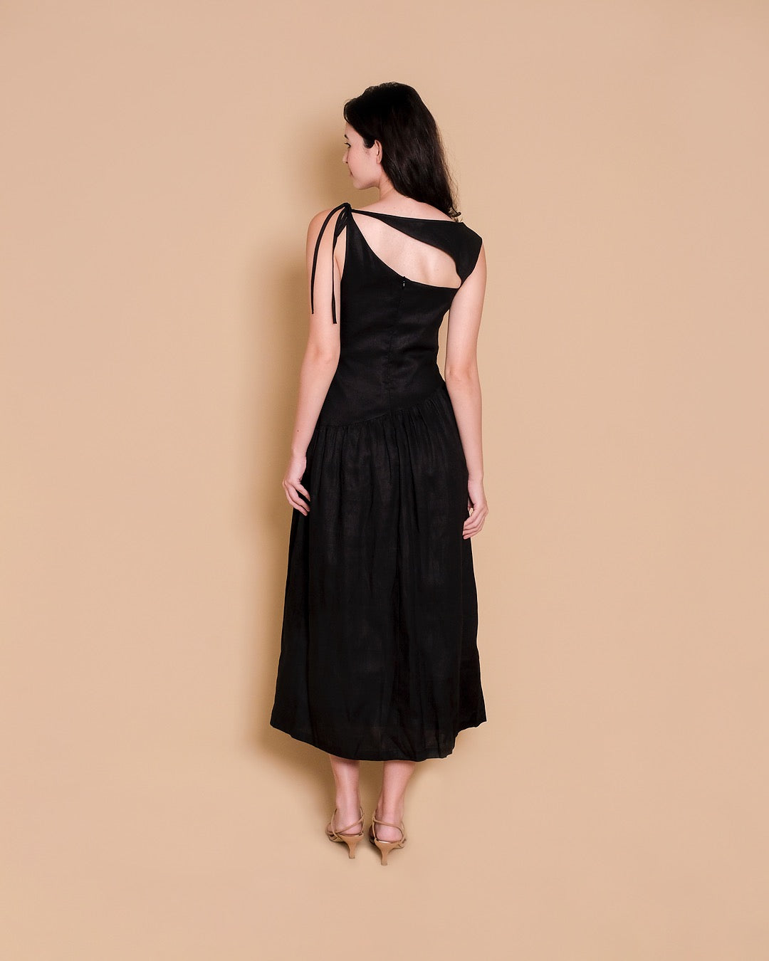 ASYMMETRICAL DROPWAIST DRESS in black