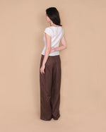 Load image into Gallery viewer, PETAL BUTTON TOP in white
