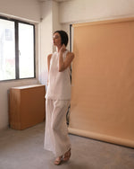 Load image into Gallery viewer, RIBBON LONGLINE TOP in white
