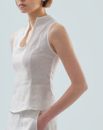 Load image into Gallery viewer, STAND COLLAR PANELLED TOP in white
