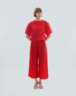 Load image into Gallery viewer, FLUID HALF SLEEVE TOP in red
