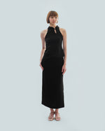 Load image into Gallery viewer, PANELLED STRAIGHT SKIRT in black
