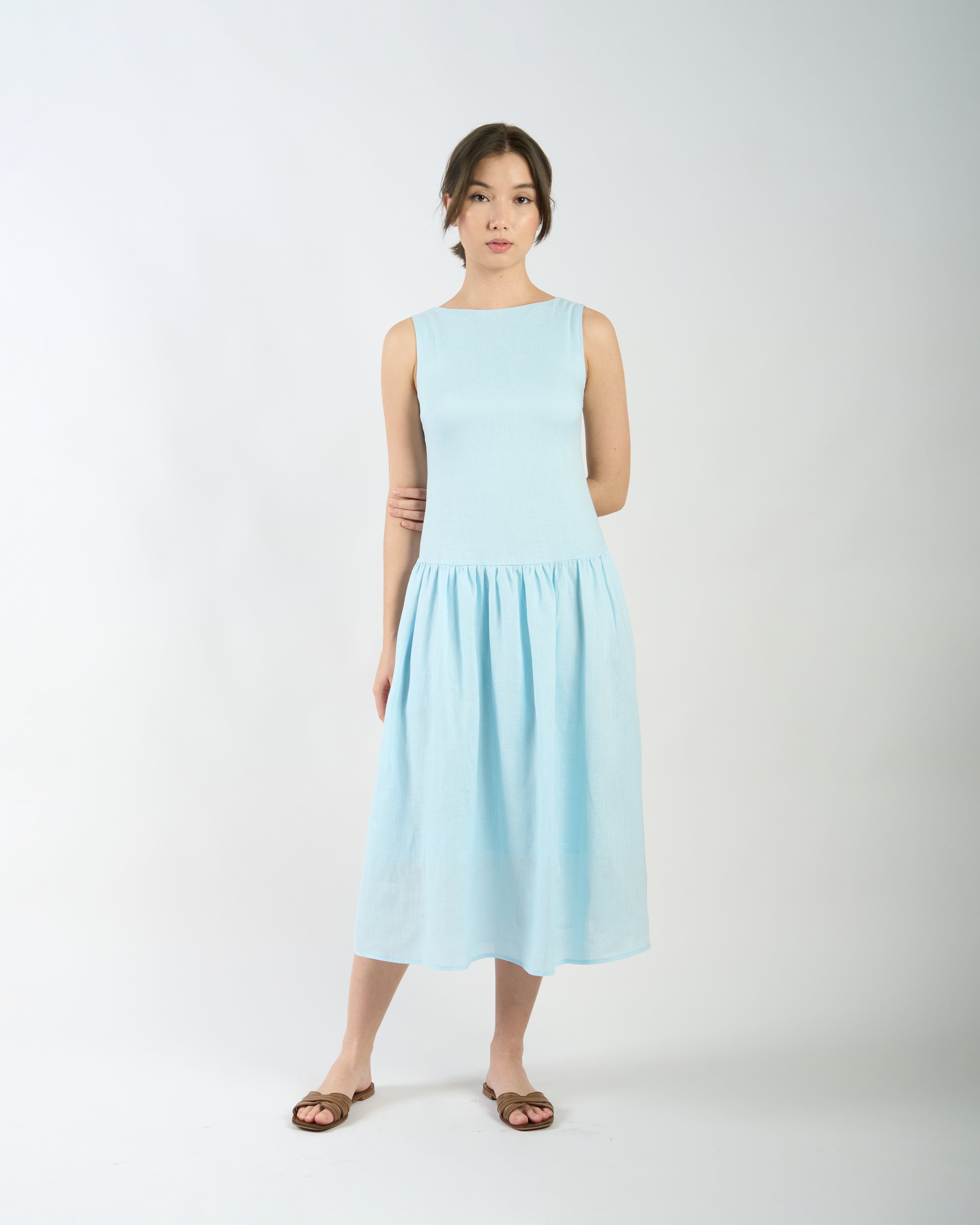 BOAT NECK GATHERED DRESS in baby blue