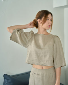 PUFF SLEEVE BOXY TOP in taupe