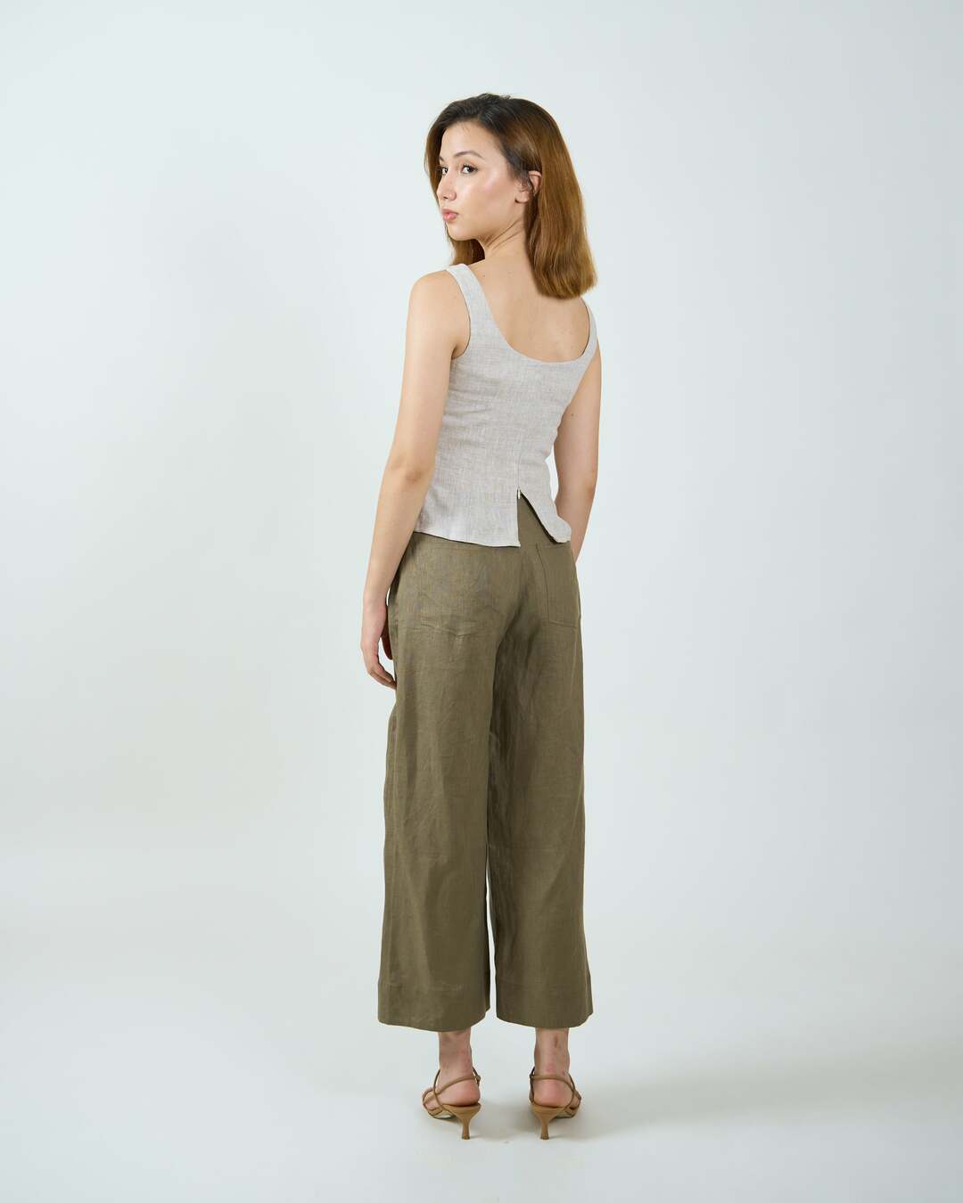 FIT AND FLARE TANK in natural sand [BACKORDER]