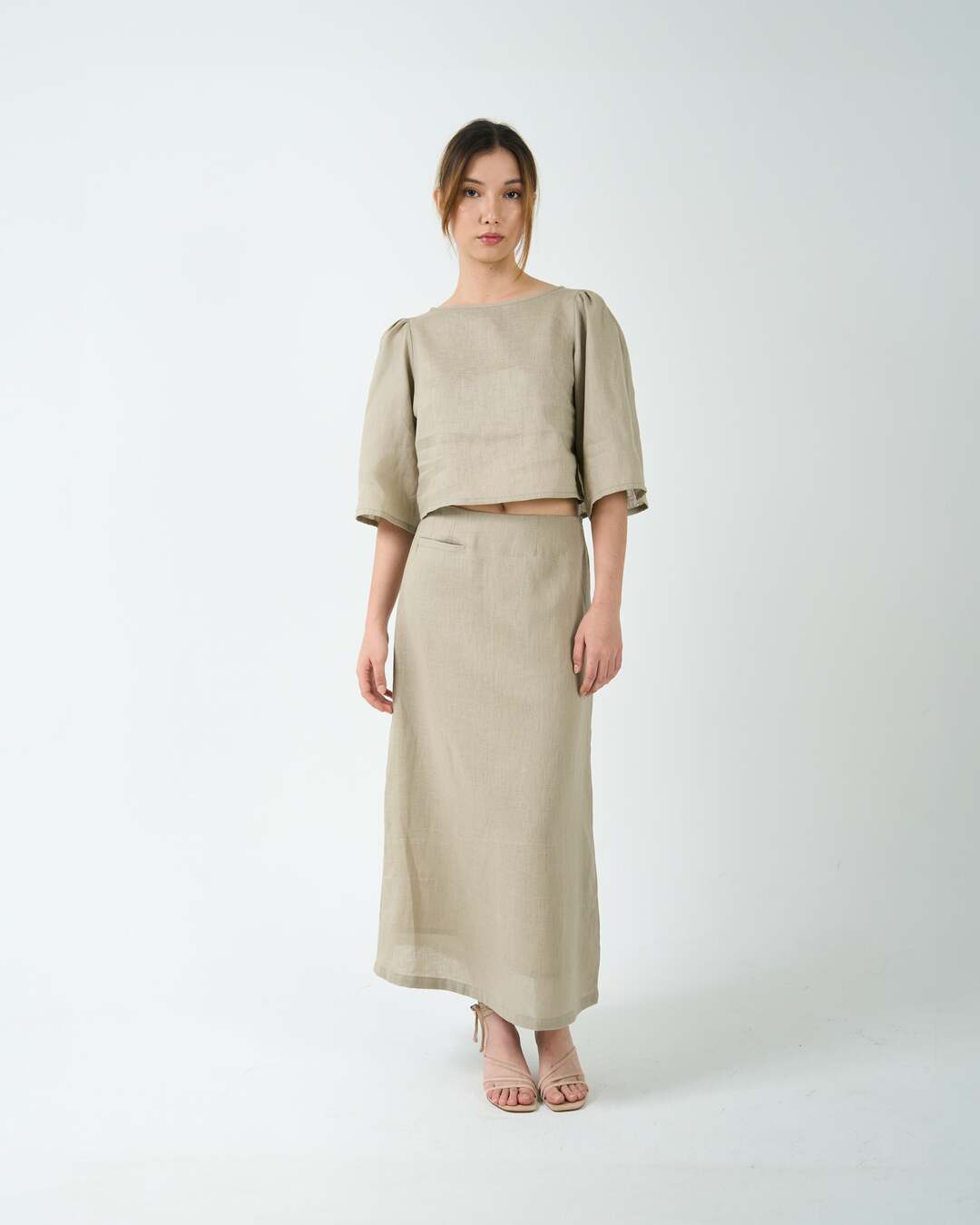 PUFF SLEEVE BOXY TOP in taupe