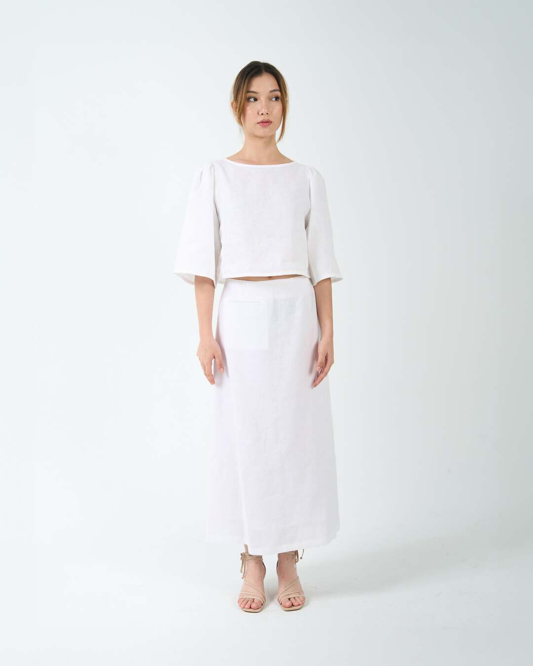 POCKET A-LINE SKIRT in white