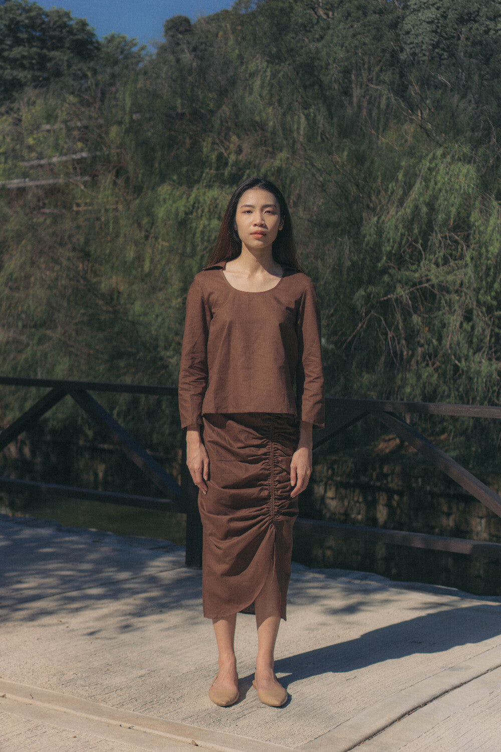 RUCHED SKIRT in chocolate