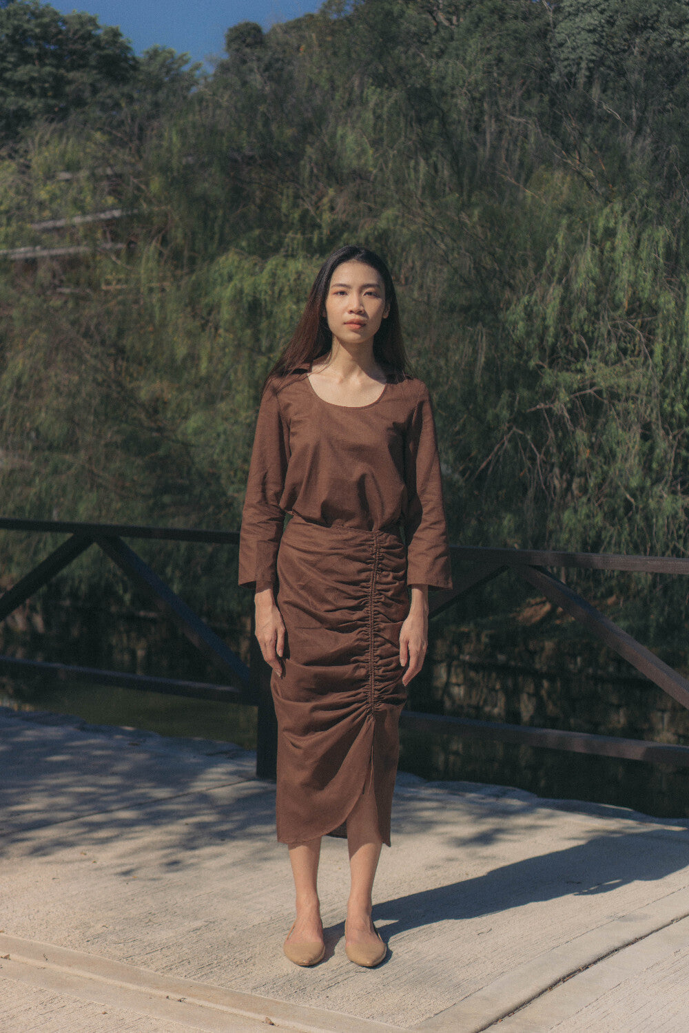 RUCHED SKIRT in chocolate