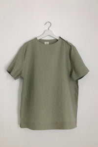 RELAXED TEE in sage green