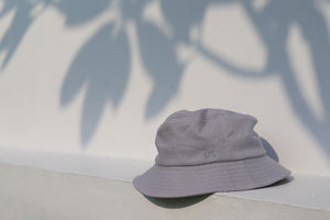 LOGO BUCKET HAT in light purple